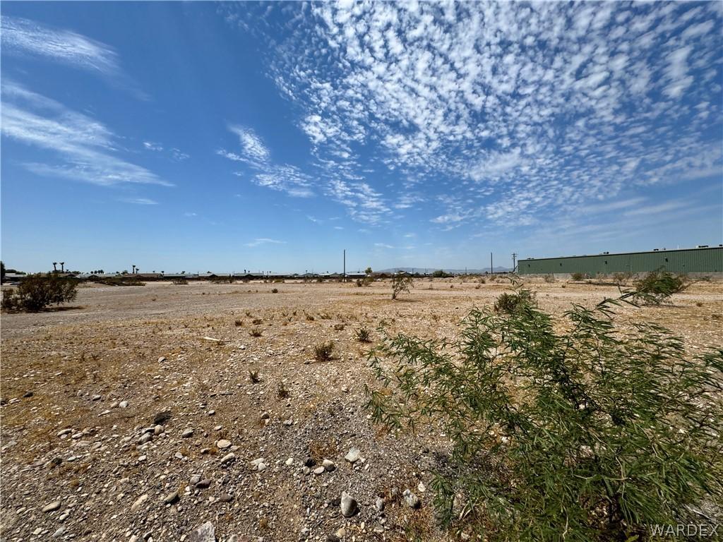 1548 E Courtney Pl, Fort Mohave, AZ 86426 - photo 4
