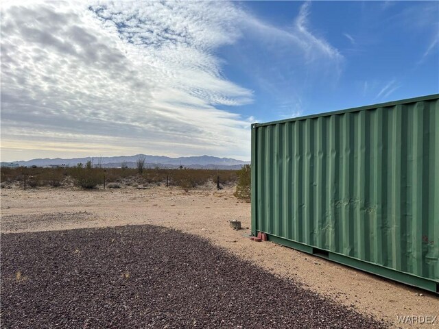 15255 S Cameron Rd, Yucca, AZ 86438