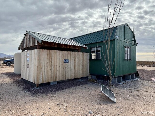 15255 S Cameron Rd, Yucca, AZ 86438