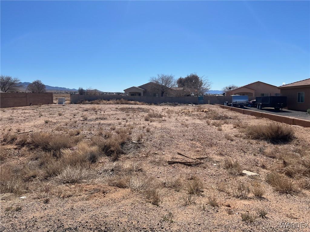 10461 Black Boot Dr Unit 4, Kingman, AZ 86401 - photo 4