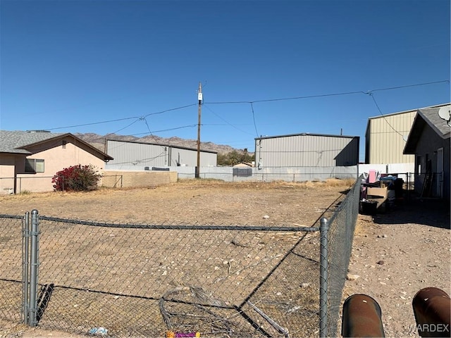 Listing photo 3 for 410 Emery Dr, Bullhead City AZ 86442