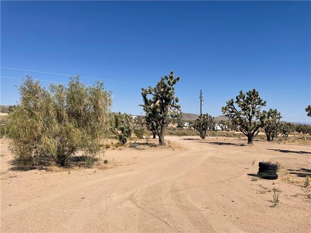 27182 N Apple Dr, Meadview, AZ 86444 - photo 8