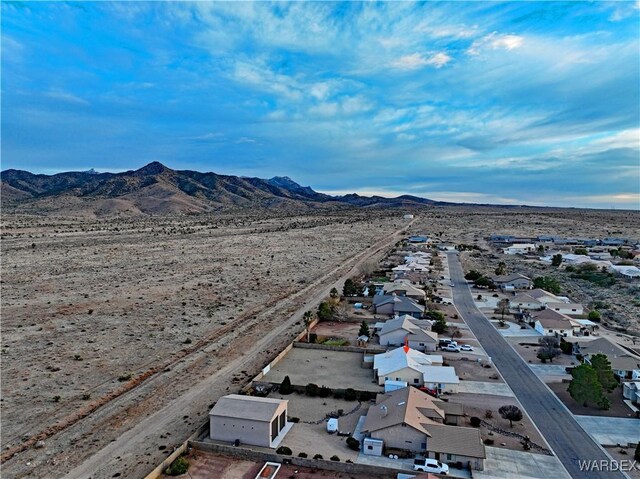 birds eye view of property featuring a residential view and a mountain view