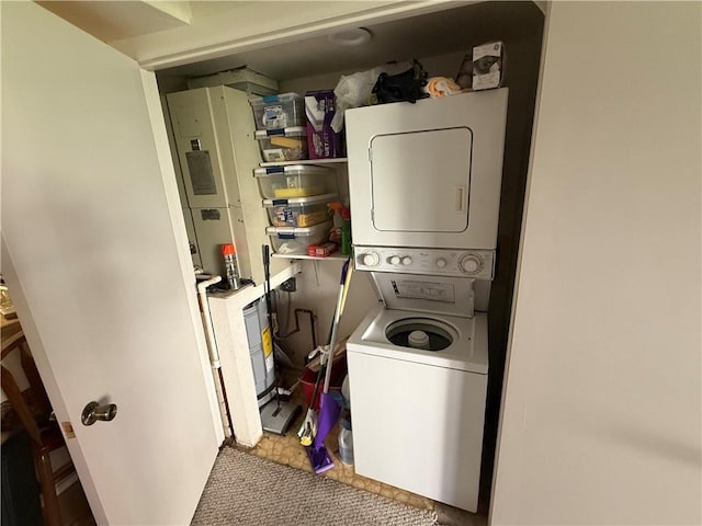 441 Moser Ave Unit B3, Bullhead City, AZ 86429 - laundry area with stacked washer / drying machine