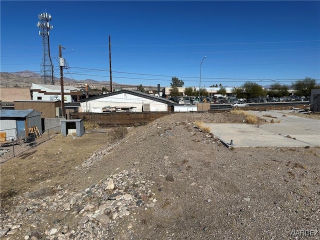 Listing photo 3 for 909 Sea Spray Dr, Bullhead City AZ 86442