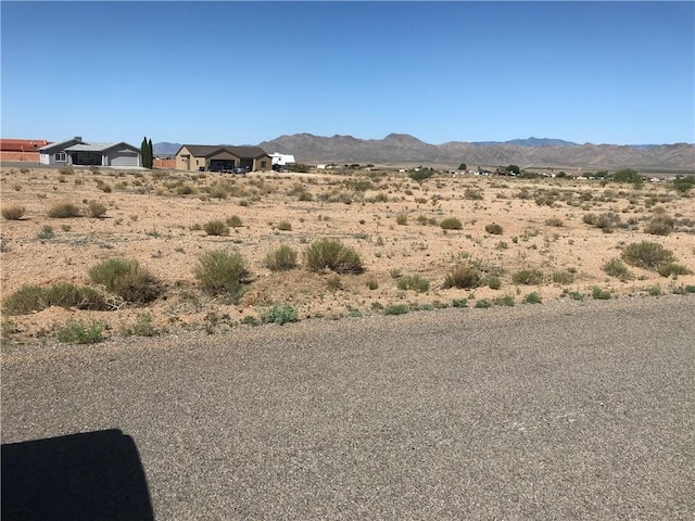 7324 E Squaw Creek Dr, Kingman, AZ 86401 - photo 1