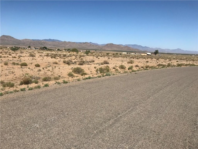 7324 E Squaw Creek Dr, Kingman, AZ 86401 - photo 2