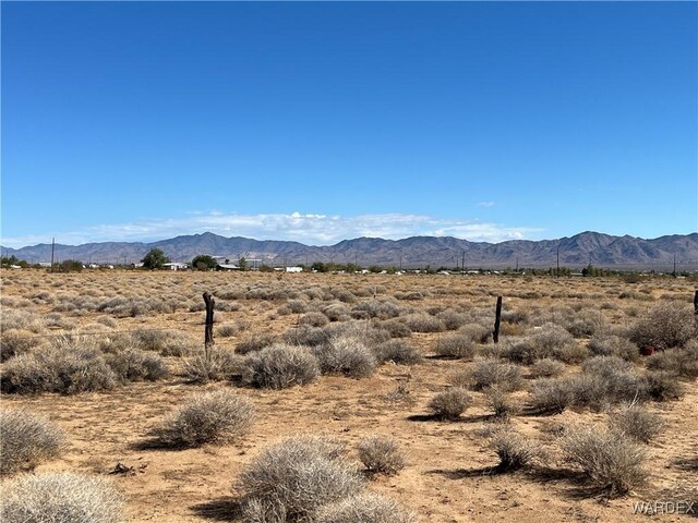 1074 S Ligurta Rd, Golden Valley, AZ 86413