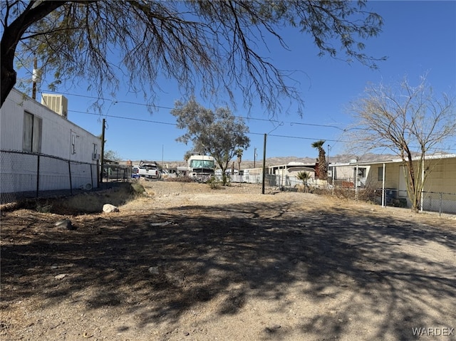 Listing photo 2 for 1841 Diamond Dr, Bullhead City AZ 86442