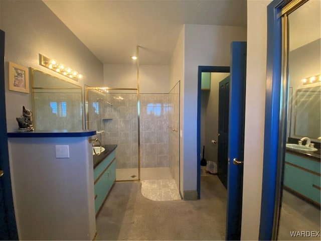 211 Columbine Dr, Lake Havasu, AZ 86403 - full bathroom with a tile shower and vanity
