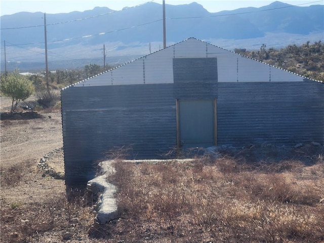 1900 W Guardian Dr, Meadview, AZ 86444 - view of pole building with a mountain view