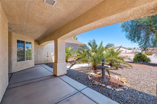 6053 S Klamath Loop, Fort Mohave, AZ 86426 - view of patio / terrace
