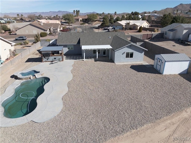 birds eye view of property featuring a residential view