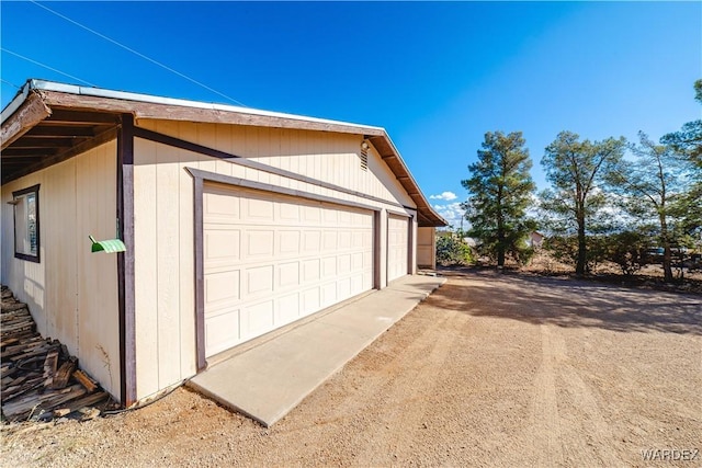 view of detached garage