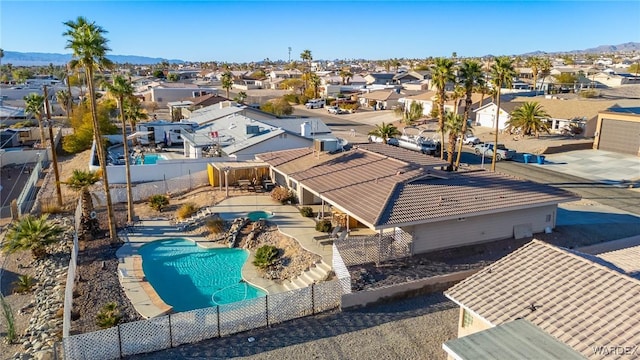 birds eye view of property featuring a residential view