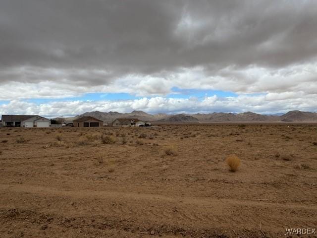 Listing photo 2 for 9957 N Roundup Trl, Kingman AZ 86401