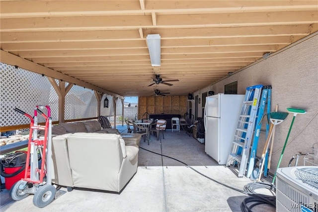 view of patio / terrace with a ceiling fan and outdoor dining space