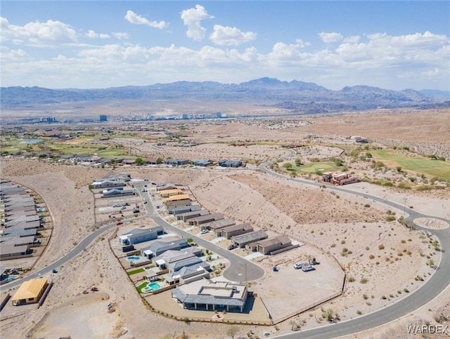 bird's eye view with a mountain view