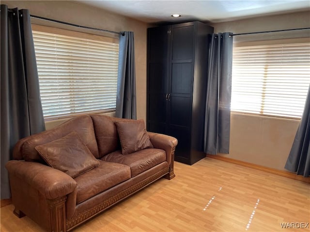 living area with light wood-type flooring