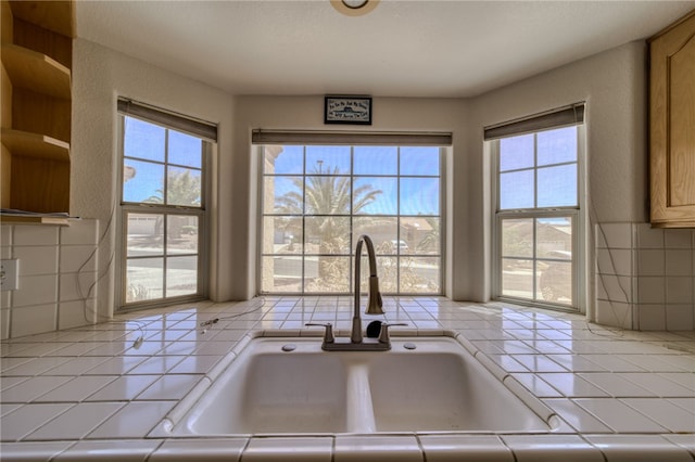 2273 Diamond Creek Rd, Bullhead City, AZ 86442 - photo 27