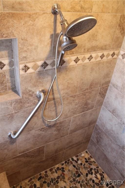 room details with tiled shower