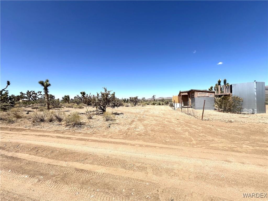 327-03-456 N Quesnel Dr, Dolan Springs, AZ 86441