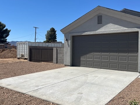3515 E Lum Ave, Kingman, AZ 86409 - view of garage