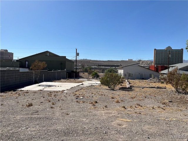 Listing photo 3 for 295 Long Ave, Bullhead City AZ 86429