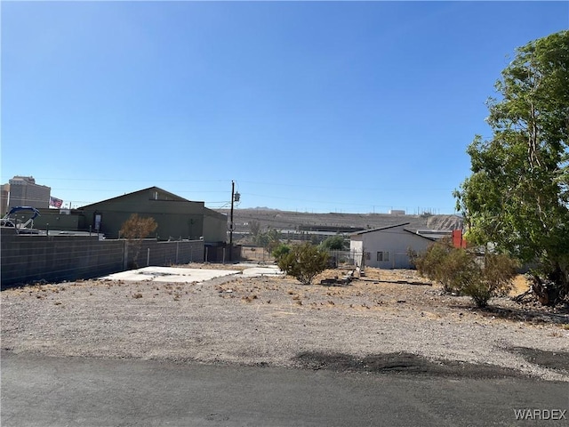 Listing photo 2 for 295 Long Ave, Bullhead City AZ 86429