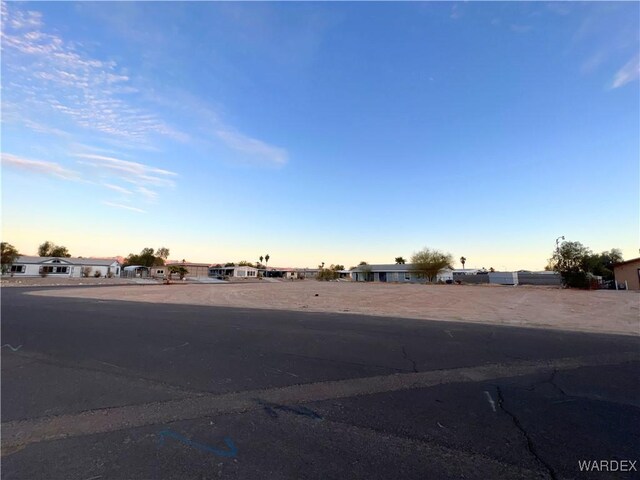 Listing photo 3 for 1555 Paige Dr, Bullhead City AZ 86442