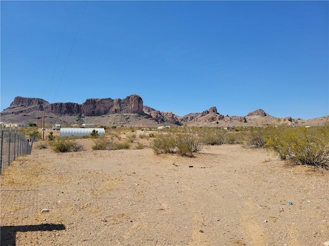 1566 S Glenbar Rd, Golden Valley, AZ 86413