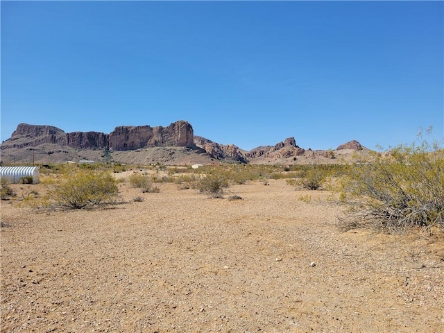 1566 S Glenbar Rd, Golden Valley, AZ 86413