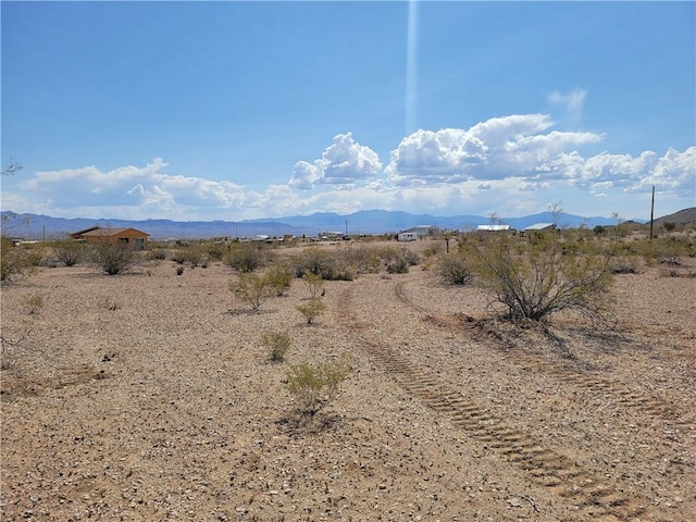 1566 S Glenbar Rd, Golden Valley, AZ 86413