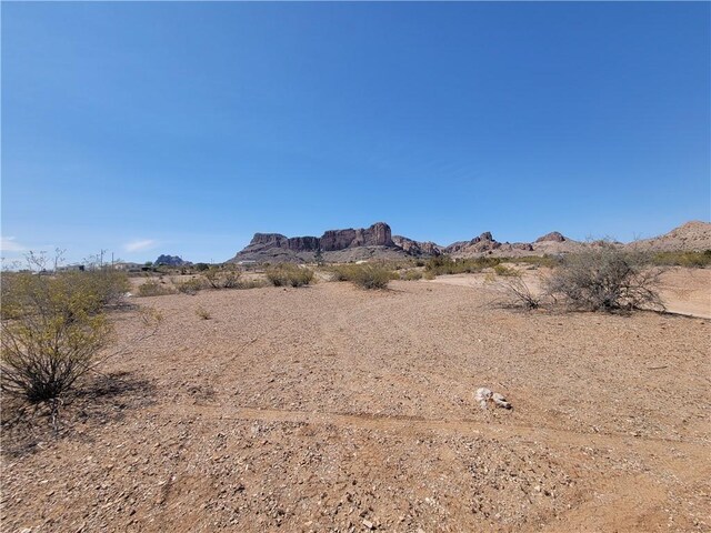 1566 S Glenbar Rd, Golden Valley, AZ 86413