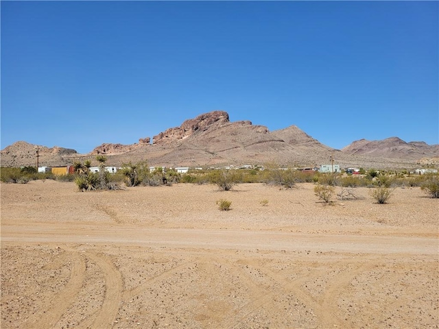 1566 S Glenbar Rd, Golden Valley, AZ 86413