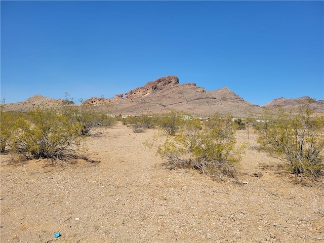 1566 S Glenbar Rd, Golden Valley, AZ 86413