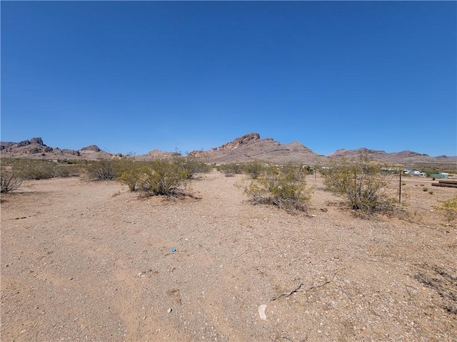 1566 S Glenbar Rd, Golden Valley, AZ 86413