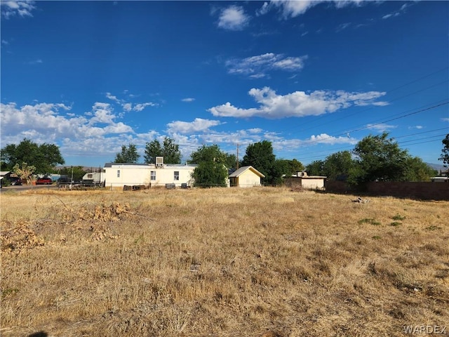 Listing photo 2 for 3601 E Neal Ave, Kingman AZ 86409