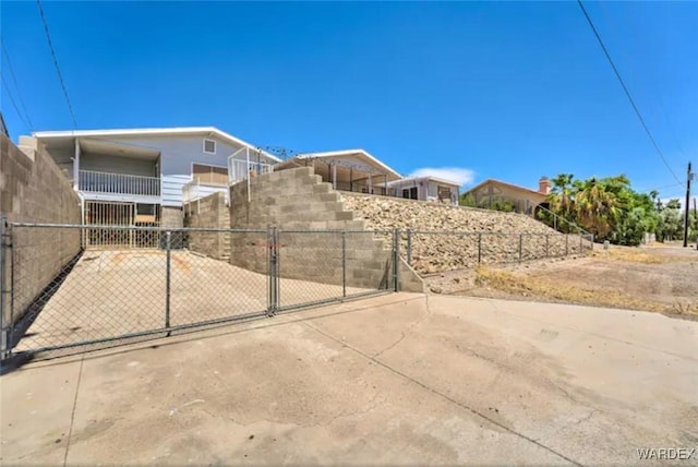 exterior space featuring fence