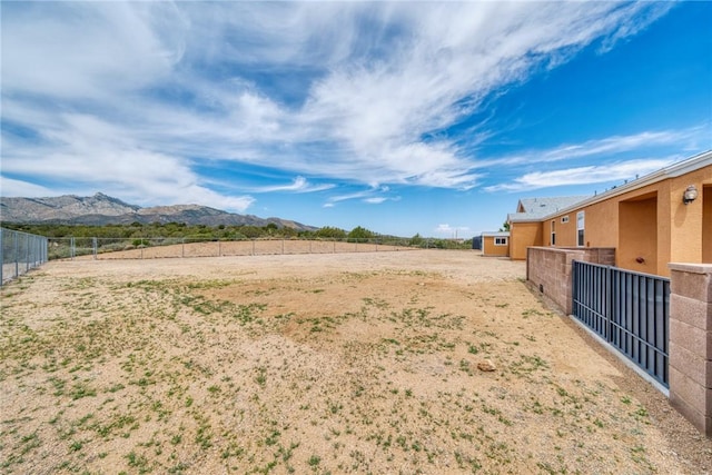 9076 E Mountain Shadow Rd, Kingman, AZ 86401 - view of yard featuring a mountain view