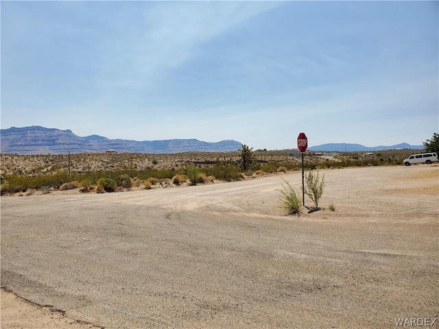 Listing photo 2 for 365 E Haystack Dr, Meadview AZ 86444