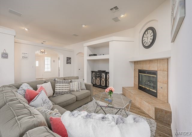 2459 N Ridge Ave, Bullhead City, AZ 86429 - photo 4
