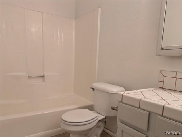 1280 Mohave Dr Unit 13, Bullhead City, AZ 86442 - bathroom with toilet and shower / bath combination
