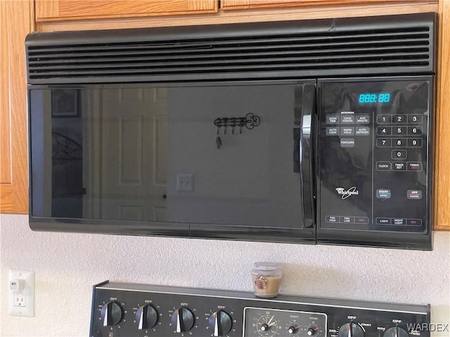 details with black microwave