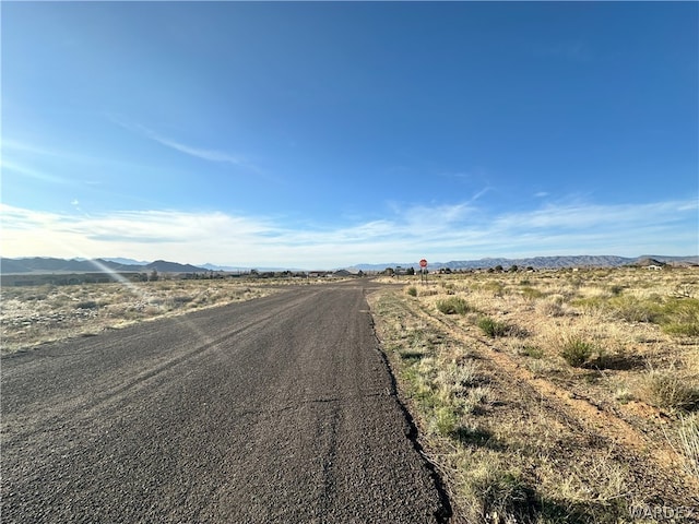 Listing photo 2 for 9436 Broken Saddle Dr, Kingman AZ 86401