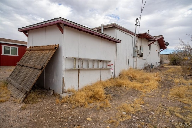 view of property exterior