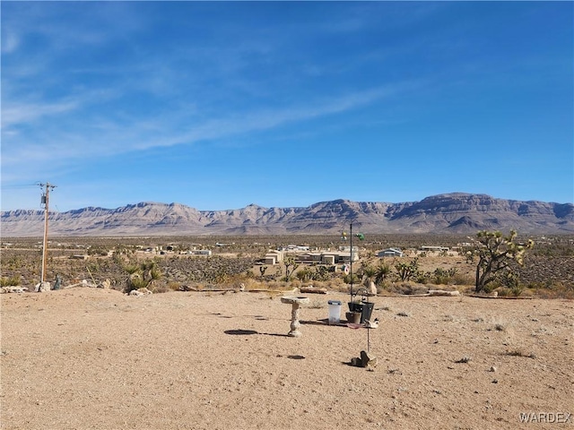 view of mountain feature featuring a desert view