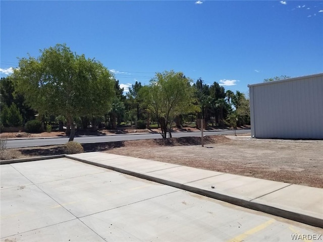 Listing photo 2 for 2747 Miracle Mile, Bullhead City AZ 86442