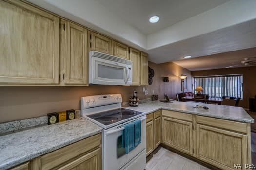201 Riverfront Dr Unit 28, Bullhead City, AZ 86442 - photo 11