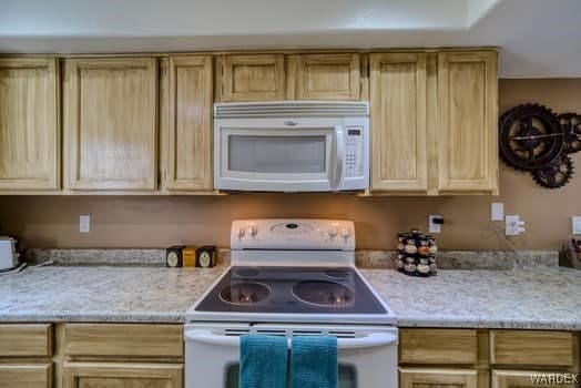 201 Riverfront Dr Unit 28, Bullhead City, AZ 86442 - photo 9